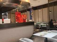 -楚山晓·湖北菜(武汉光谷K11店)