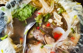 Premium Beef and Enoki Mushroom Noodles
