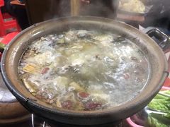 -威邵鸡煲(西华路总店)