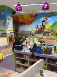 -孩子王(昆山招商花园城店)