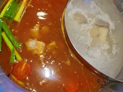 -由衷贵州酸汤牛肉火锅(新桥店)