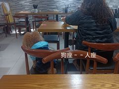 -黄阿姨锅贴大王(万航渡路店)