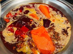 -周师兄大刀腰片火锅(解放碑总店)