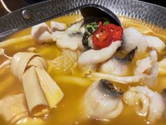 -隔壁老王·家常云南菜(花巷店)