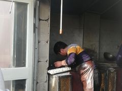 门面-努拉洪鸡蛋面馆
