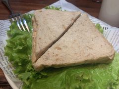 -房角石咖啡与书(吉大南校店)