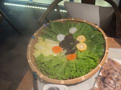 -尚尚仙·酸汤猪手·猪肚鸡火锅(华联万柳购物中心店)