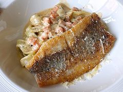 -炙公馆扒房· 武汉卓尔万豪酒店