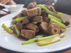 -莲餐厅·湖北菜·潜江小龙虾店(愚园路店)