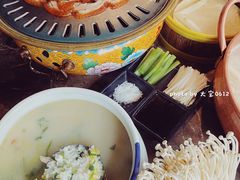 -三人行骨头王火锅(长寿店)