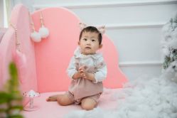 -亲吻宝贝儿童摄影