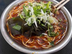 -薛记襄阳香辣牛肉面(平安路店)