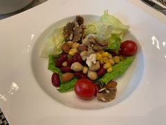 自制沙拉-新发展亚太JW万豪酒店·福苑咖啡厅