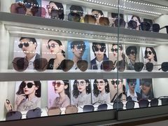 -翰佐蔡司小乐圆·依视路星趣控·暴龙眼镜折扣店