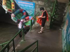 -仙山谷激浪漂流