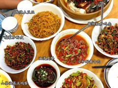 -笨罗卜浏阳菜馆(太平街店)