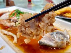 花雕肉饼蒸鲳鱼-径山十八道·风味民间菜(杭州总店)