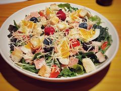 老教堂色拉-JINNS锦时 steak&pizza(浸信会礼拜堂旧址店)