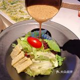 本碳水胃表示一份手工拉面不够吃！大盘鸡鸡肉可以少一点[抱拳]
