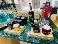 -SCENT BOUTIQUE