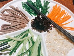 鸡丝凉米线-云海肴·汽锅鸡·云南菜(美罗城店)