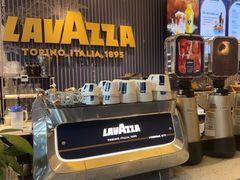 -LAVAZZA拉瓦萨咖啡(中航城君尚购物中心店)