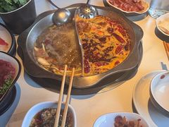 鸳鸯老火锅-山城辣妹子(定福庄店)