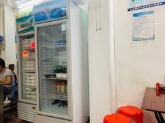 -陈老添美食店(宝华路店)