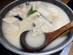 -吃饭皇帝大土家民族菜(正大广场店)