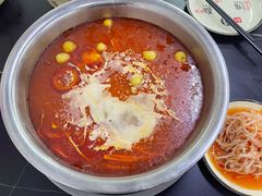 -周良天山牛杂城(天山路总店)