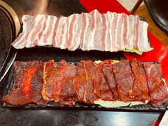 麻辣牦牛肉-牛得很·鲜牦牛肉烧烤·牛羊肉菌汤锅(康定店)