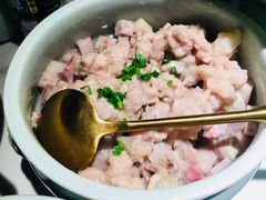-费大厨辣椒炒肉(高铁吾悦广场店)