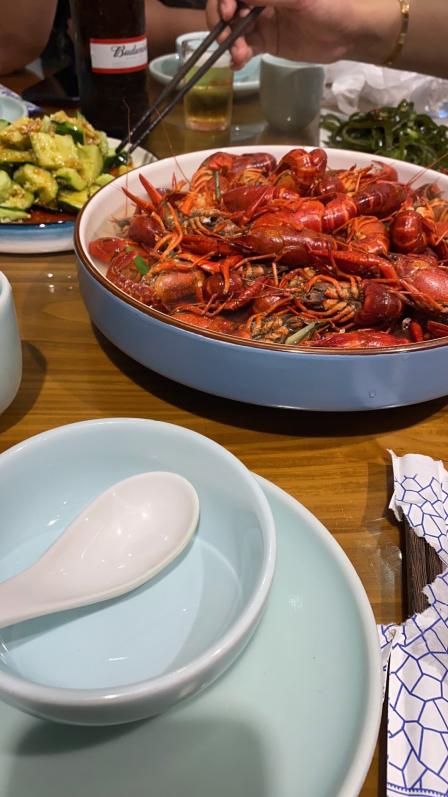 晚上1030了老公约了朋友吃夜宵