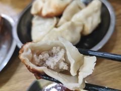 -黄阿姨锅贴大王(万航渡路店)