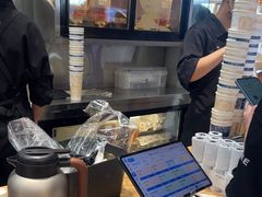 -霸王茶姬(上海静安大悦城店)