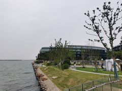 -上海滴水湖皇冠假日酒店