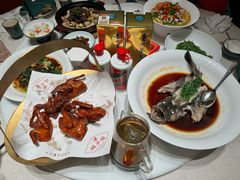 -鸽子侯·家宴·平价海鲜(绿地店)