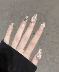 -斯馨·健康美甲美睫