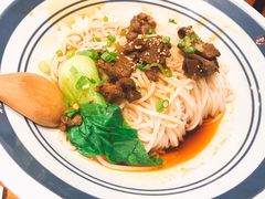 -霸蛮湖南菜·牛肉粉(荣京西街店)