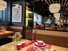 大堂-山城外·非遗酸菜鱼(蜀都万达店)