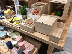 -诚品(信义店)