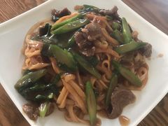 炒牛河-老周记茶点