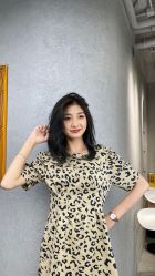 -变画·发型STUDIO