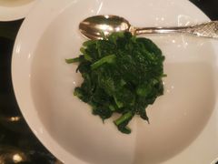 五粮液炒豆苗-北京四季酒店·采逸轩