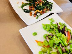 -金牌餐厅·天津菜·八珍豆腐·老爆三(瓷房子店)