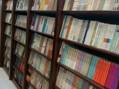 -新华书店(泉城路店)