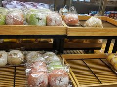 -顶东面包花园·生日蛋糕(世博店)