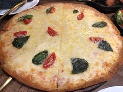 花园重芝士披萨-一尺花园(安和花园店)