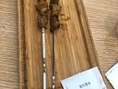 -歹歹的加个面过油肉拌面