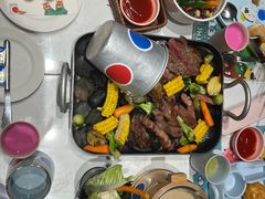 -水桶王国主题餐厅·聚会·生日派对·亲子活动·家庭套餐(亚龙湾希尔顿店)